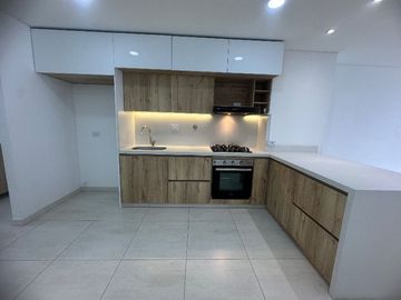 APARTAMENTO EN ARRIENDO UBICADO EN ENVIGADO SECTOR EL PORTAL