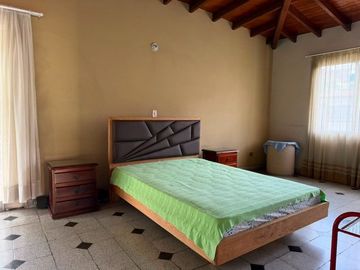 CASA EN VENTA EN MEDELLIN SECTOR SIMÓN BOLIVAR