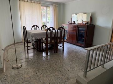 CASA EN VENTA EN MEDELLIN SECTOR SIMÓN BOLIVAR