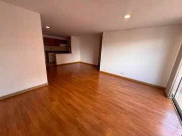 APARTAMENTO EN ARRIENDO UBICADO EN EL POBLADO SECTOR PATIO BONITO