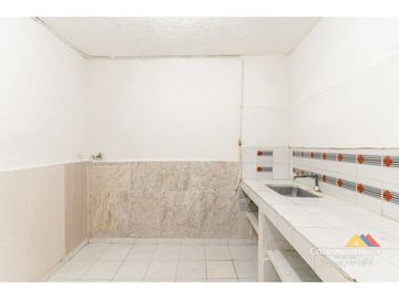 APARTAESTUDIO EN RENTA A DOS CUADRAS DE LA CLINICA LOS ROSALES PEREIRA
