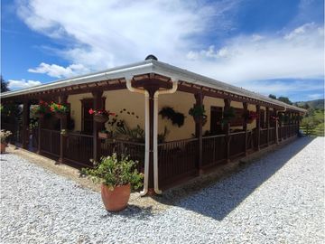 Finca en venta Marinilla 41.000 m2 hermosa panorámica RG