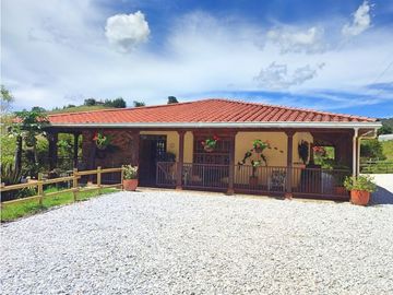 Finca en venta Marinilla 41.000 m2 hermosa panorámica RG
