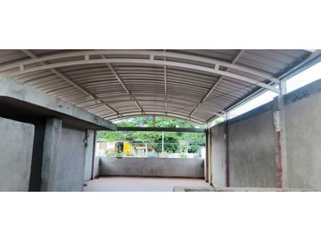 Casa en alquiler en el norte de cali barrio floralia 3 pisos