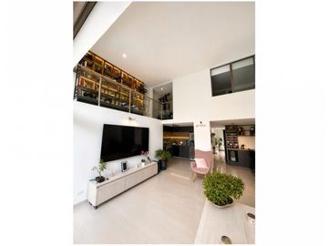 CASA EN VENTA EN ENVIGADO SECTOR LAS ANTILLAS