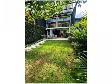CASA EN VENTA EN ENVIGADO SECTOR LAS ANTILLAS