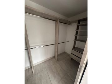 Venta Apartamento en Valle del Lili, Sur de Cali 4080.