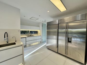 Exclusiva Casa en Alquiler en Windbells
