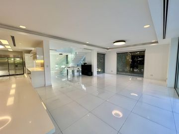 Exclusiva Casa en Alquiler en Windbells