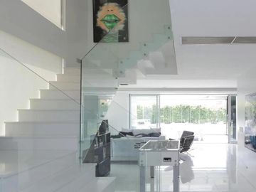 Exclusiva Casa en Alquiler en Windbells