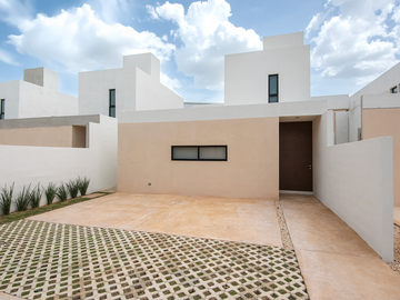 Casa en Venta –| Desarrollo Verna- Privada Conkal Yucatán