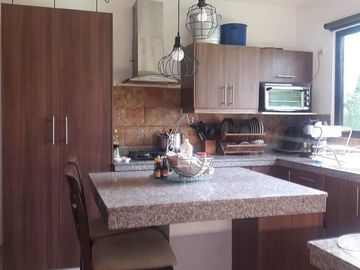 Casa con Paneles Solares en Venta en Privado Botánico, Conkal, Yucatán.