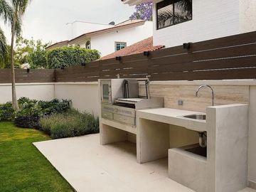 Casa de autor - Totalmente remodelada y equipada