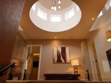 Casa de autor - Totalmente remodelada y equipada
