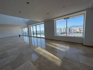 Renta o Venta de PH Fuente de Las Lomas a Estrenar 4 Rec, 4 Autos