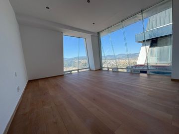 Renta o Venta de PH Fuente de Las Lomas a Estrenar 4 Rec, 4 Autos