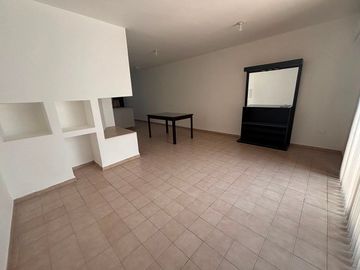 Casa en Renta en Colonial Cumbres