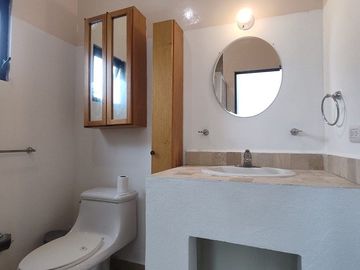 CASA EN RENTA EN LA ARBOLEDA, SAN ISIDRO JURIQUILLA