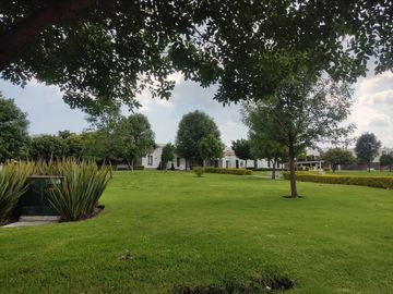 CASA EN RENTA EN LA ARBOLEDA, SAN ISIDRO JURIQUILLA