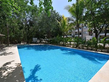Confort y Comodidad en una Amplia Residencia de Tres Recámaras