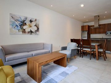 Confort y Comodidad en una Amplia Residencia de Tres Recámaras