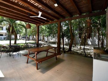 Confort y Comodidad en una Amplia Residencia de Tres Recámaras