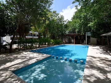 Confort y Comodidad en una Amplia Residencia de Tres Recámaras