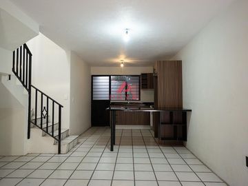 Casa en Venta en Parques del Nilo, Guadalajara, Jalisco
