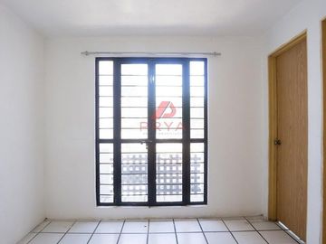 Casa en Venta en Parques del Nilo, Guadalajara, Jalisco