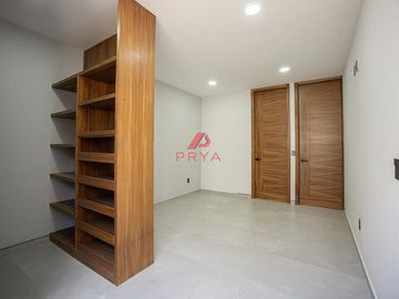 Casa en Venta en Altanza Solares Zapopan con Roof Garden y Recámara en PB