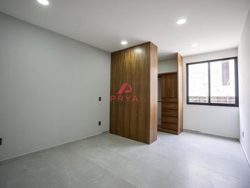Casa en Venta en Altanza Solares Zapopan con Roof Garden y Recámara en PB