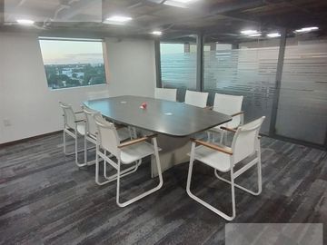 Renta de Oficina equipada en corporativo Cancún
