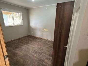Arriendo Linda Casa En Parcelación | 2D1B | Excelente Conectividad A Pasos De Llanquihue y Puerto Varas