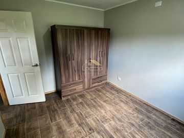 Arriendo Linda Casa En Parcelación | 2D1B | Excelente Conectividad A Pasos De Llanquihue y Puerto Varas