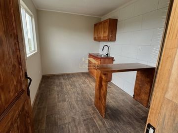 Arriendo Linda Casa En Parcelación | 2D1B | Excelente Conectividad A Pasos De Llanquihue y Puerto Varas