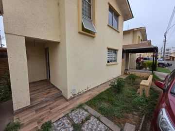 OPORTUNIDAD IMPERDIBLE EN LA FLORIDA-CASA 3 HAB Y 2 BA