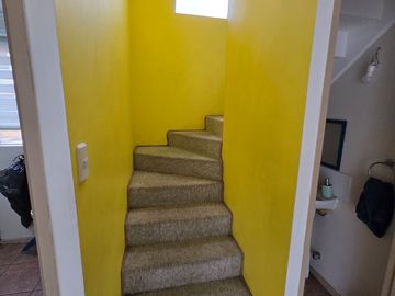 OPORTUNIDAD IMPERDIBLE EN LA FLORIDA-CASA 3 HAB Y 2 BA