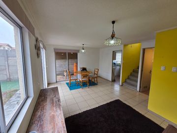 OPORTUNIDAD IMPERDIBLE EN LA FLORIDA-CASA 3 HAB Y 2 BA