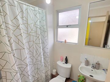 OPORTUNIDAD IMPERDIBLE EN LA FLORIDA-CASA 3 HAB Y 2 BA