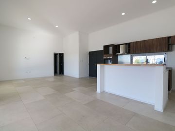 VENTA CASA | PILETA | B° SAN SEBASTIAN | AREA 1