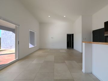VENTA CASA | PILETA | B° SAN SEBASTIAN | AREA 1