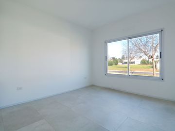 VENTA CASA | PILETA | B° SAN SEBASTIAN | AREA 1