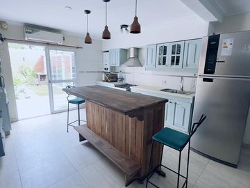 Se Vende casa a metros de Aristobulo del Valle