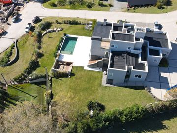 VENTA CASA PREMIUM BARRIO ALTOS AIRES TANDIL