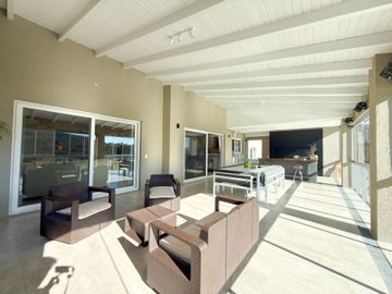 VENTA CASA PREMIUM BARRIO ALTOS AIRES TANDIL