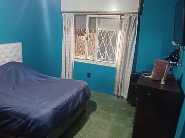 VENTA CASA 4 AMBIENTES EN ISIDRO CASANOVA