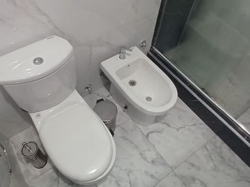 VENTA CASA 4 AMBIENTES EN ISIDRO CASANOVA