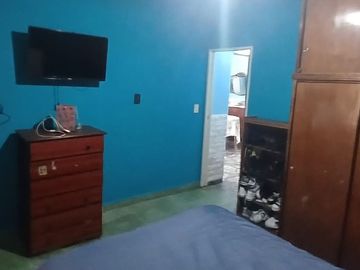 VENTA CASA 4 AMBIENTES EN ISIDRO CASANOVA