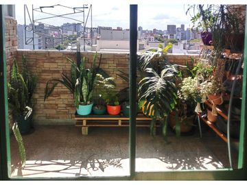 VENTA DE 3 AMB. COLEGIALES, MUY LUMINOSO