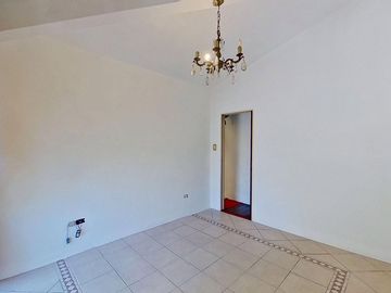 VENTA CHALET 3 AMBIENTES EZEIZA COCHERA PARRILLA